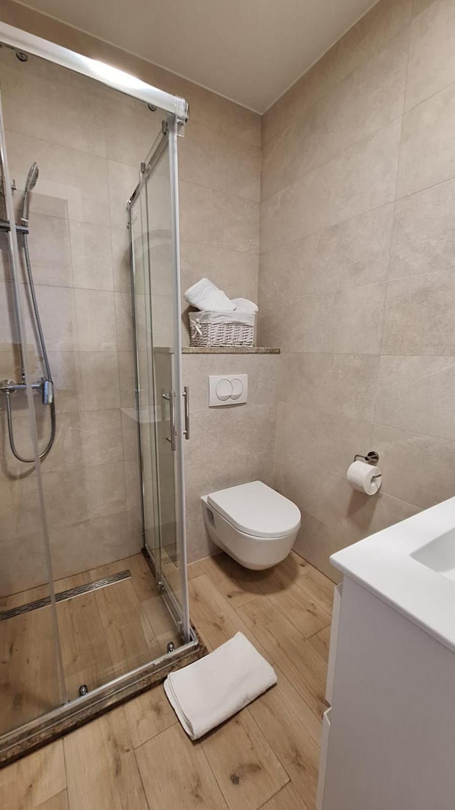Ceratonia Apartments Lovište Zewnętrze zdjęcie